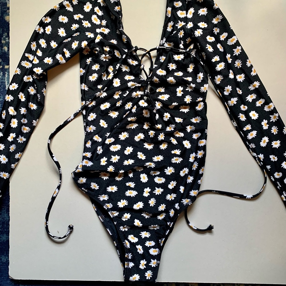 Volcom Ur A Daisy Bodysuit Swimsuit